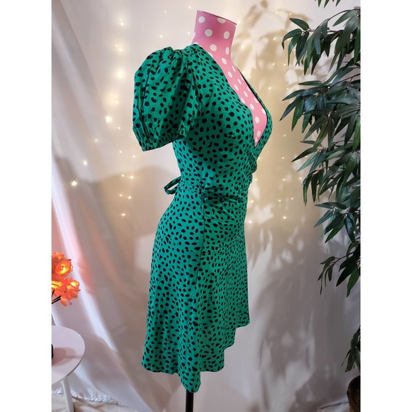 Urban Outfitters • Green Polka Dot Wrap Dress - Picture 4 of 10